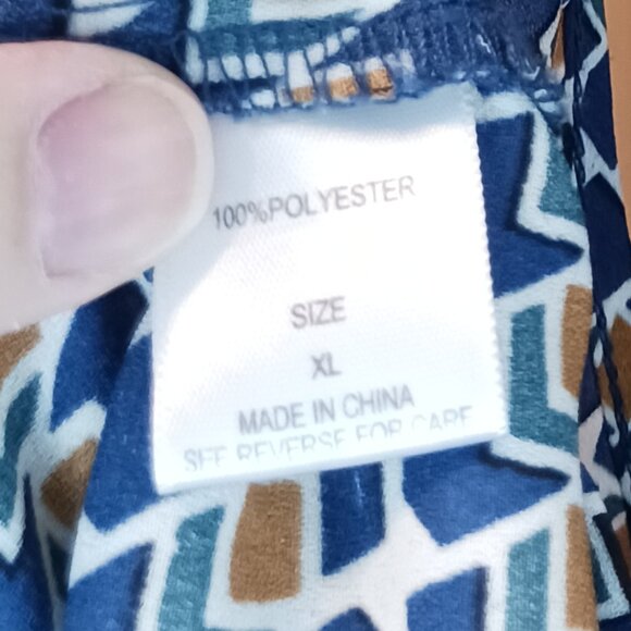 #113 3/$18 - Ophelia Roe Blue/Yellow Short Sleeve Top Size XL - Picture 5 of 6